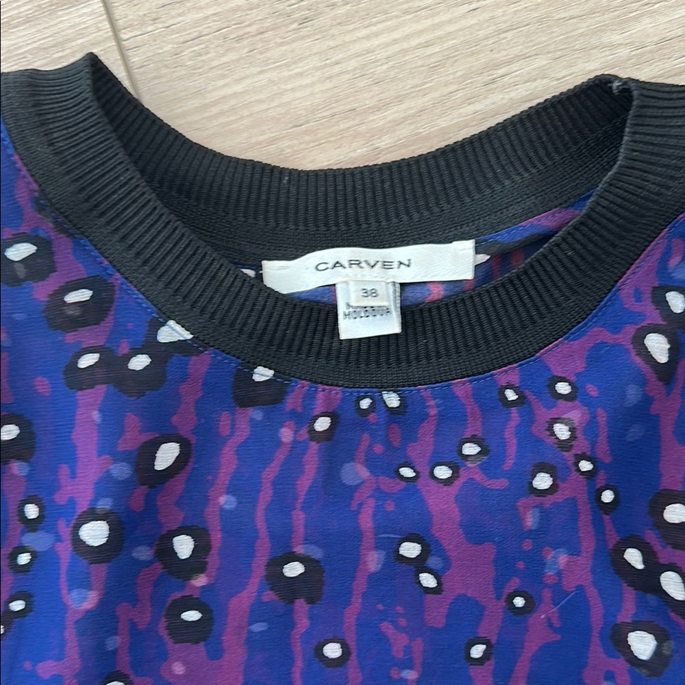 Colorful Patterned Short Sleeve Top - Picture 2 of 3